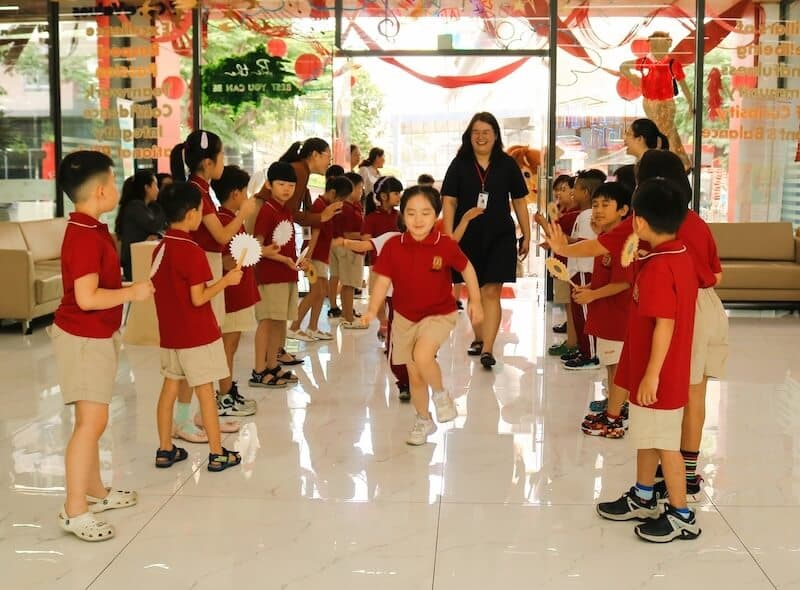 Ngày hội Chuyển tiếp tại VAS: Chuẩn bị sẵn sàng cho con trước cột mốc thay đổi quan trọng